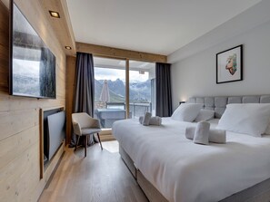 1 quarto, Wi-Fi de cortesia, roupa de cama
