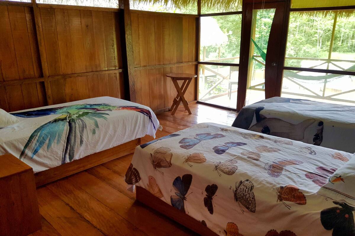 Phòng 3 | Chăn bông, nệm Select Comfort, bộ trải giường