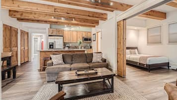 Condo, 3 Bedrooms | Living area