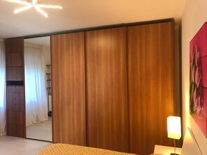 3 Schlafzimmer, Bügeleisen/Bügelbrett, WLAN