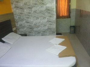Deluxe AC Room | Free WiFi - Hotel saidan (Navi Mumbai)