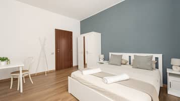 Family Room | Premium bedding, down duvets, memory-foam beds, minibar