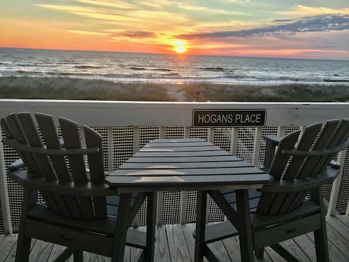 Hogan's Place Oceanfront Offers Spectacular View and Completely Renovated Unit