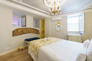 1 bedroom, in-room safe, iron/ironing board, WiFi - Exquisite apartment Portuguese Soul in picturesque Alfama, sleeps 2 (Lisboa)