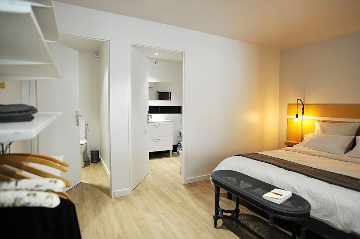 1 chambre, fer et planche à repasser, Wi-Fi