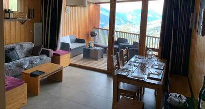 Montchavin Superbe appartement de ski moderne 47M / 2 Vues Ă couper le souffle pour 6 personnes