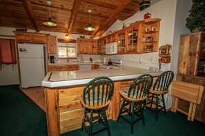 하우스, 침실 3개 | 전용 주방 | 냉장고, 전자레인지, 쿡탑, 식기 세척기