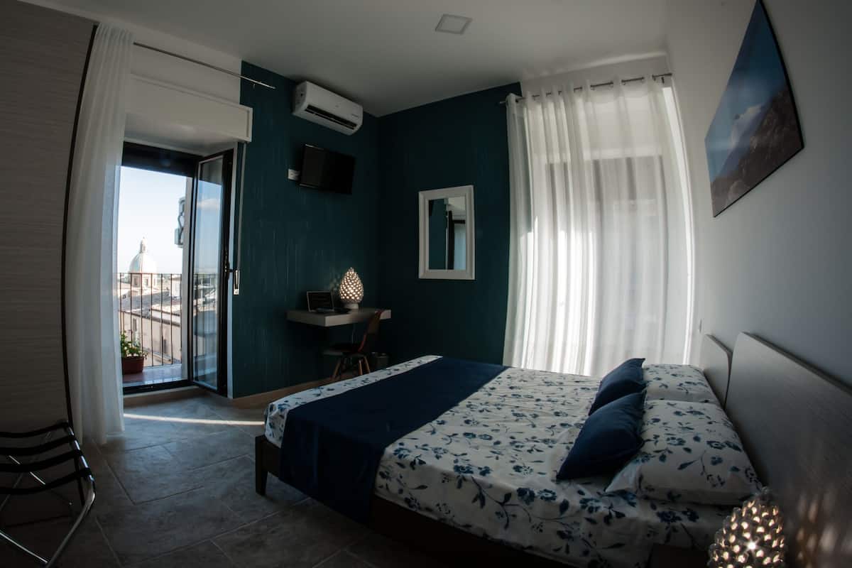 Quarto casal superluxo | Lençóis italianos Frette, roupas de cama premium, edredons de pluma