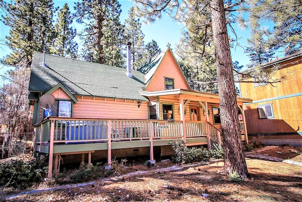 House, 3 Bedrooms | Exterior - Kelley's Kabin-290 by Big Bear Vacations (Big Bear Lake)