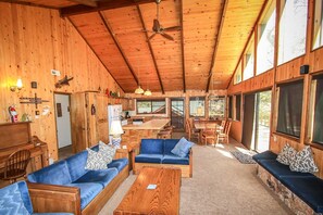 Maison, 6 chambres | Salle de séjour