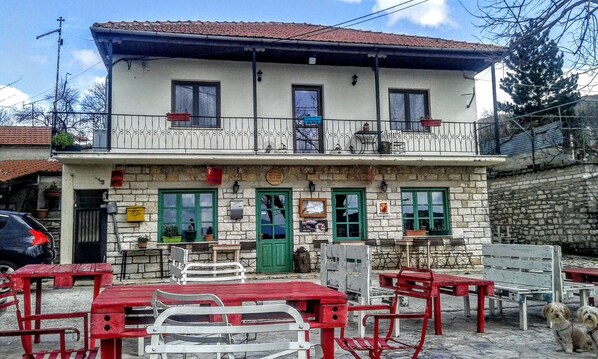 Fachada da propriedade