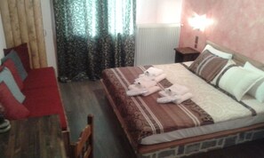 Quarto triplo (Drakolimni) | Roupas de cama de algodão egípcio, roupas de cama premium