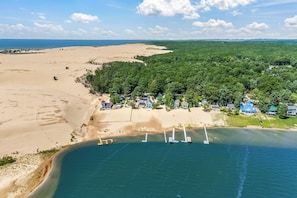 On the beach, sun-loungers - Lake frontage, Dune beach sand from deck to water! One of a kind. (Mears)