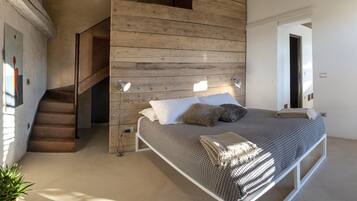 3 slaapkamers, een strijkplank/strijkijzer, wifi, beddengoed