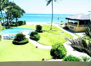 Beach/ocean view