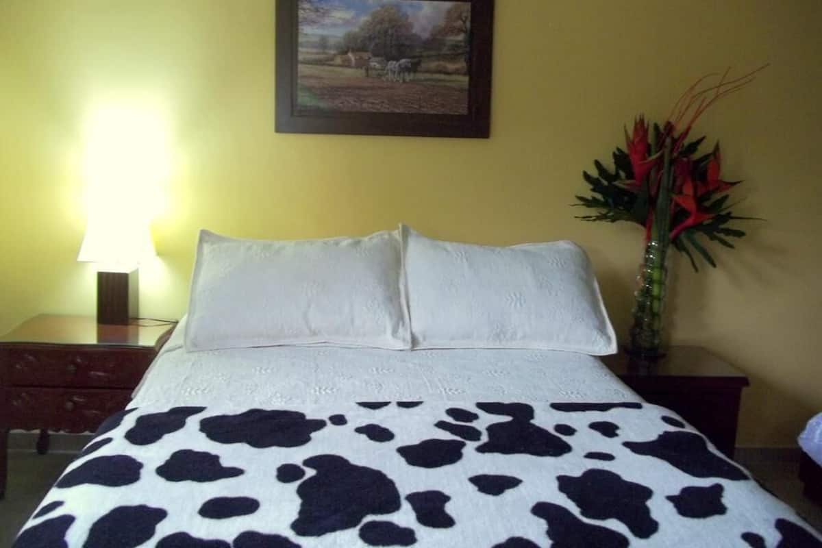 Habitación doble | Wifi gratis, ropa de cama y acceso para silla de ruedas