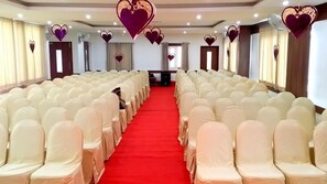 Banquet hall - Hotel Apple Park (Coimbatore)