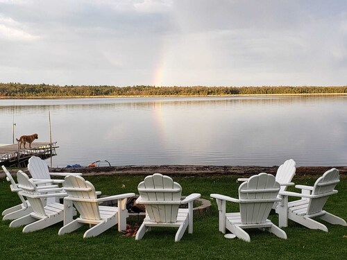 Lakefront Cottage + Sauna | Beach, Dock & Gazebo