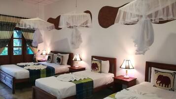 Deluxe Double Room, 1 King Bed | Desk, soundproofing, free WiFi, bed sheets