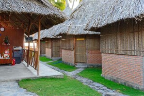 Property grounds - iHome Mui Ne - Hostel (Phan Thiet)