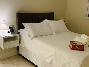 3 quartos, ferros/tábuas de passar roupa, Wi-Fi, roupa de cama