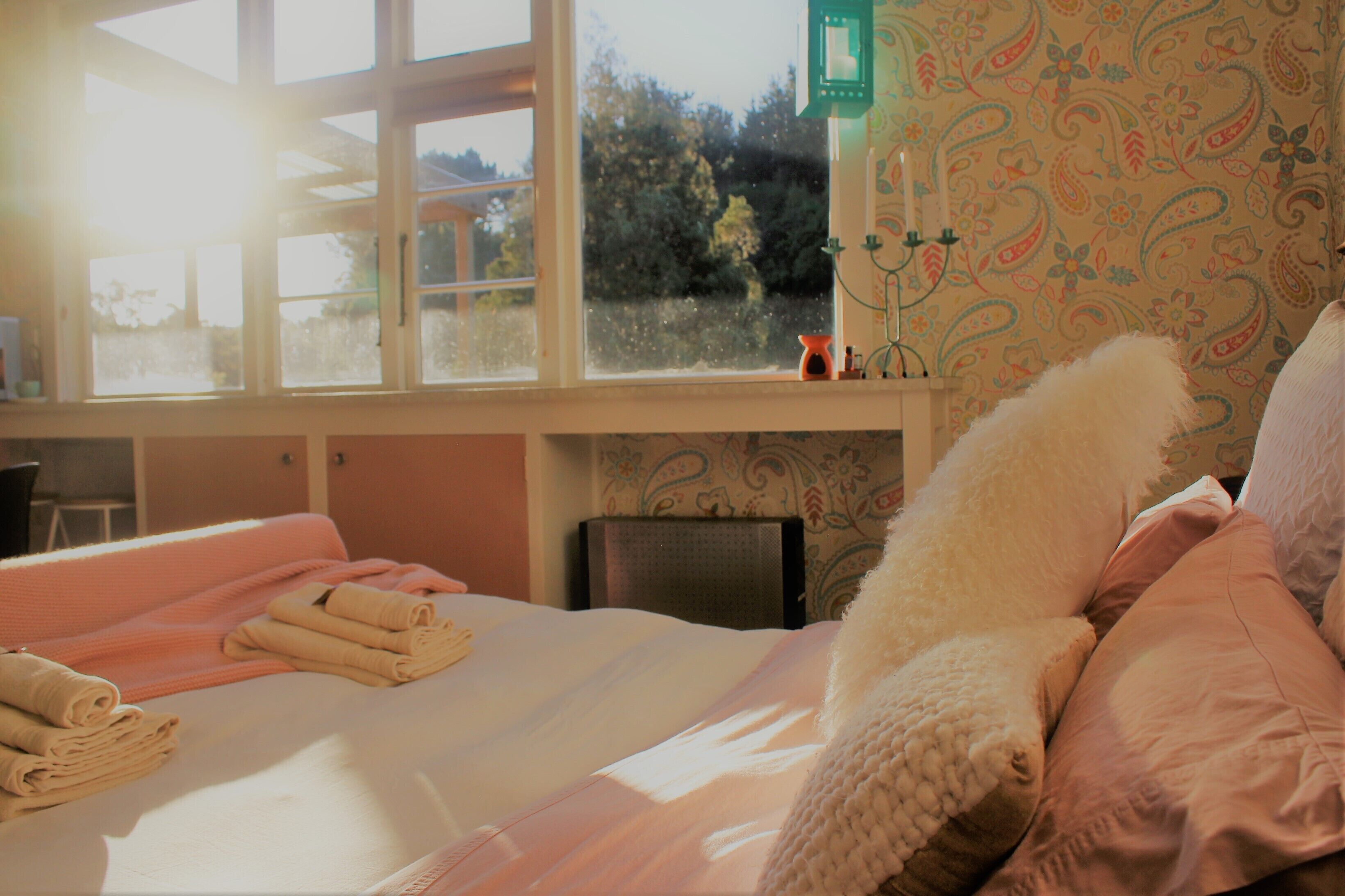 1 chambre, fer et planche à repasser, lit parapluie, Wi-Fi gratuit