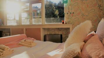 1 chambre, fer et planche Ă repasser, lit parapluie, Wi-Fi gratuit