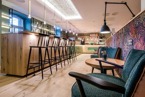 Unclassified image, 5 of 16, button