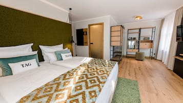 1 Schlafzimmer, Schreibtisch, WLAN, Bettwäsche
