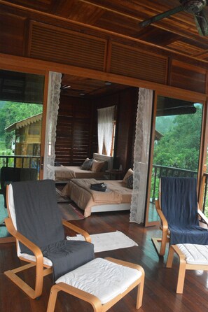 Villa 1 | Premium bedding - Tokwan's Agro Village (Hulu Langat)