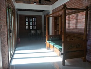 Villa 2