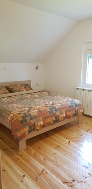 3 sovrum, strykjärn/strykbräda, wi-fi och sängkläder