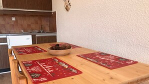 Dining - Studio at the foot of slopes with balcony Corrençon-en-Vercors (Corrençon-en-Vercors)