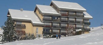 Bright studio cabin with parking in Villard-de-Lans
