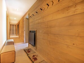 Interior - Top-floor apartment Tignes Le Lac, 5 rooms, 8-10 people, south balcony, BOSE TV (Tignes)