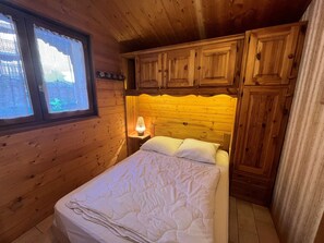 1 bedroom - 6-person apartment with south-facing balcony and parking in Châtel (Châtel)