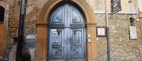 Overnatningsstedets facade