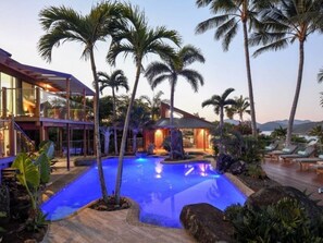 حمّام سباحة خارجي