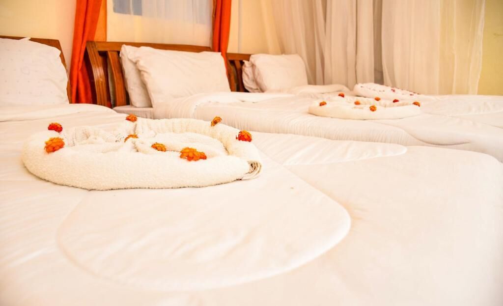 セーフティボックス (室内)、客室ごとに異なるインテリア、ノートパソコン用作業スペース、アイロン / アイロン台