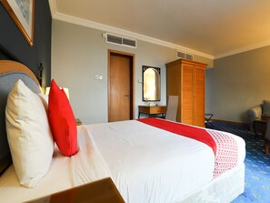 Junior Suite | Minibar, iron/ironing board, free WiFi - City Plaza Hotel (Al-Fujairah)