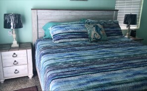 3 bedrooms, desk, iron/ironing board, free WiFi