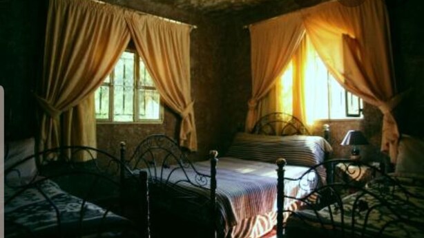 Basic Room - La Maison Traditionnelle (Ammelne)