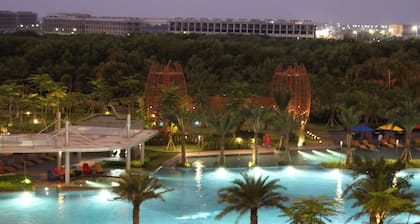 Gold Coast PIK Bahama Sea View Apartments