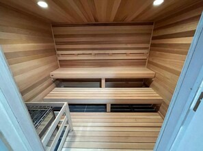 Sauna - Pine Lake Resort and Banquets (La Porte)