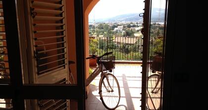 Apartment with panoramic veranda near the Pietragrande cliff