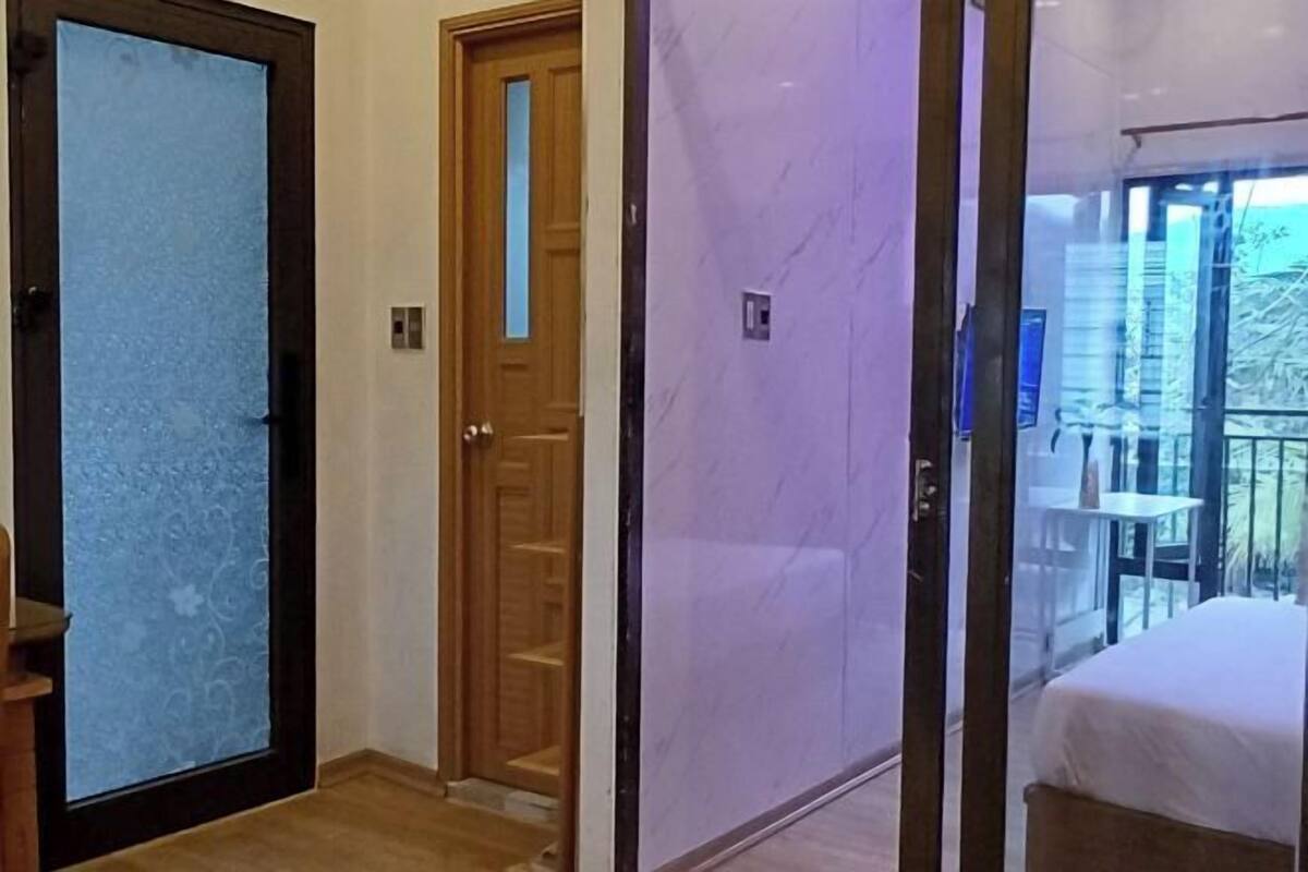 1 bedroom, pillowtop beds, in-room safe, individually decorated