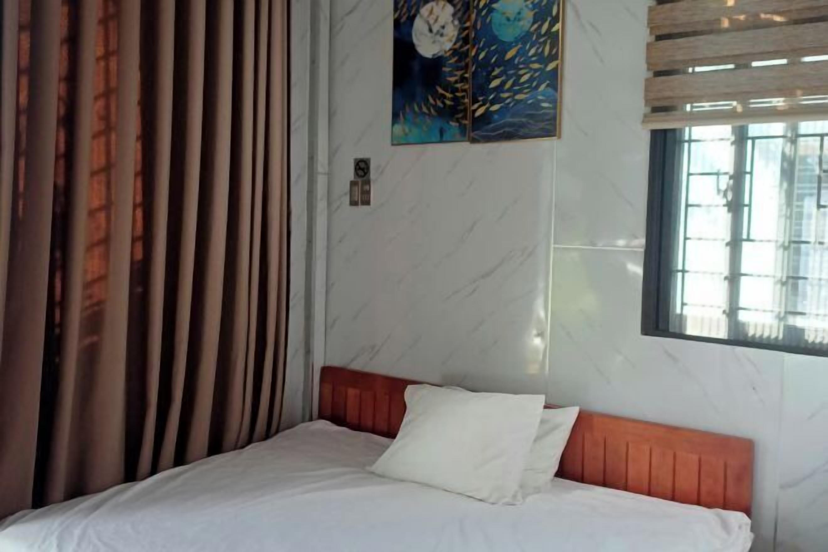 Nệm có lớp đệm bông, két bảo mật tại phòng, trang trí khác biệt 