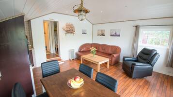 Classic Cabin | Living area