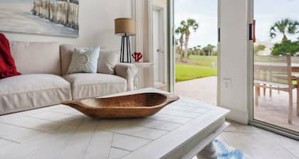 Fairway Dream - Sawgrass 2 bedrooms / 2 bath villas sleep 6, close to beach