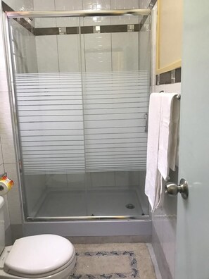 Standardzimmer | Badezimmer